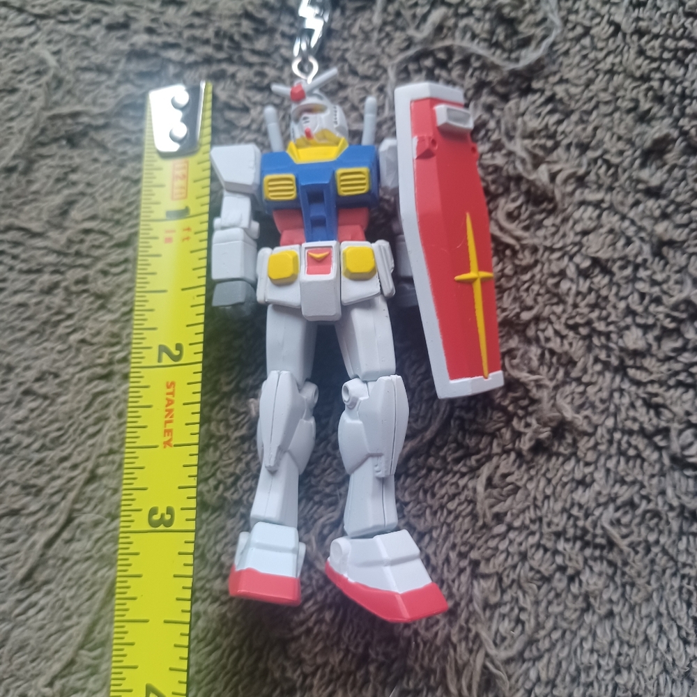 Gundam Figure - Picture 5 of 7